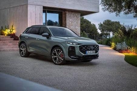 New Audi Q3: அசத்தல் லுக்கில் அதிரடி காட்ட வரும் ஆடி Q3 SUV- டிசைன், விலை, வசதிகள் விவரம்!