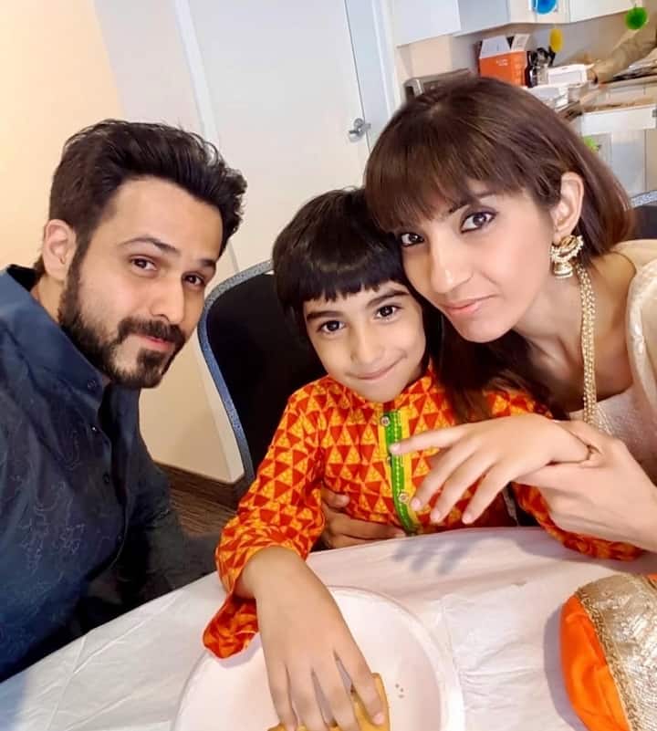 इमरान  और परवीन ने साल 2010 में अपने बेटे अयान हाशमी का वेलकम किया. अयान हाशमी अपने पापा इमरान की तरह काफी हैंडसम हैं.