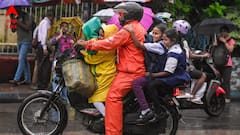Weather Update: গত কয়েকদিন ঝেঁপে বৃষ্টির পরও শান্তি নেই, রাজ্য জুড়ে ঝড়-বৃষ্টির পূর্বাভাস, দক্ষিণবঙ্গে জারি কমলা-হলুদ সতর্কতা