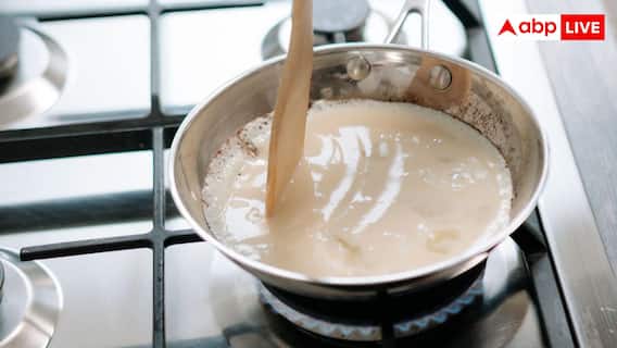Milk Mistakes: इन पांच गलतियों से फट जाता है दूध, ऐसे रखें ध्यान Milk Mistakes: इन पांच गलतियों से फट जाता है दूध, ऐसे रखें ध्यान