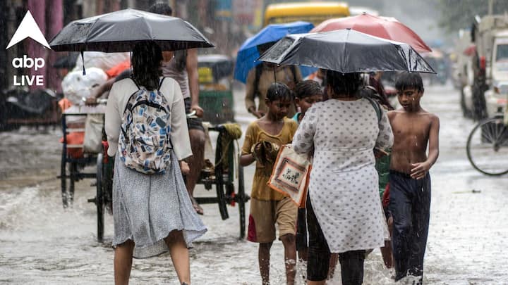 আবহাওয়া দফতরের পূর্বাভাস, কাল, শুক্রবার থেকে রাজ্য জুড়ে বাড়বে বৃষ্টির পরিমাণ।
