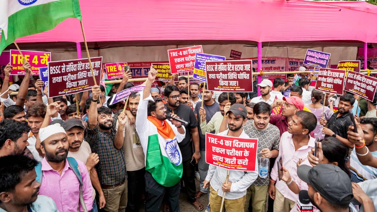 पटना आंदोलन: छात्रों ने की 90% डोमिसाइल की मांग, बिहार बंद की चेतावनी