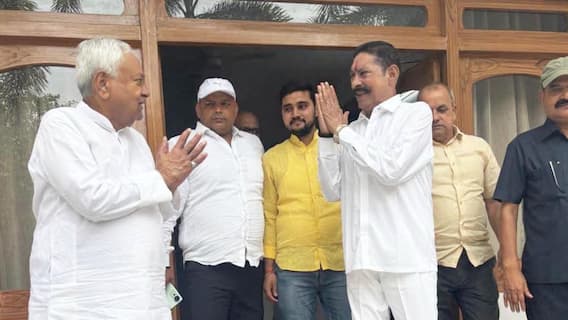अनंत सिंह ने की नीतीश कुमार से मुलाकात, किन मुद्दों पर हुई बात? अनंत सिंह ने की नीतीश कुमार से मुलाकात, किन मुद्दों पर हुई बात?