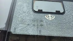 ਅੰਮ੍ਰਿਤਸਰ 'ਚ ਮੱਚਿਆ ਹਾਹਾਕਾਰ, SGPC ਦੀਆਂ ਬੱਸਾਂ ਦੀ ਭੰਨਤੋੜ, ਸ਼ੀਸ਼ੇ ਅਤੇ ਹੋਰ ਹਿੱਸੇ ਨੁਕਸਾਨੇ ਮਿਲੇ, ਗੋਲੀਬਾਰੀ ਦਾ ਸ਼ੱਕ; ਲੋਕਾਂ 'ਚ ਫੈਲੀ ਦਹਿਸ਼ਤ...
