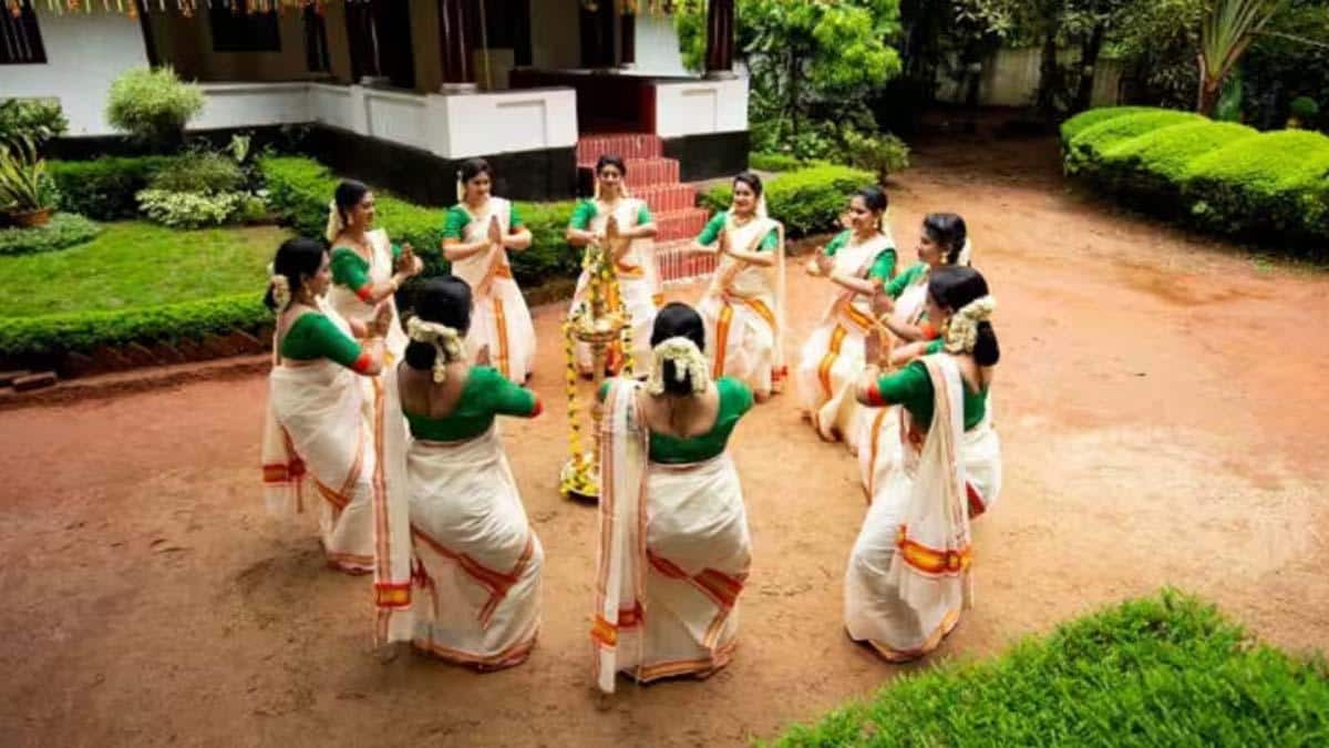 ஓணம் சத்யா: 26 பாரம்பரிய உணவுகள்... என்னென்ன தெரியுமா?