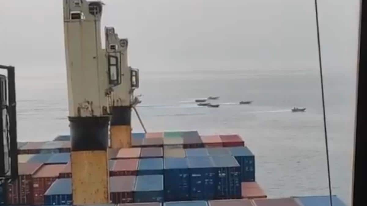 Ship Carrying 21 Indian Sailors Attacked By IRGC In Hormuz, Seafarers' Union Shares Video