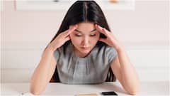 Foods To Reduce Stress : ఒత్తిడి, ఆందోళన ఎక్కువగా ఉందా? అయితే ఈ ఫుడ్స్ తినేయండి.. బెటర్​గా ఫీల్ అవుతారు