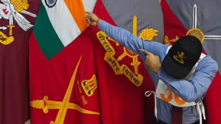 उन्होंने यूपीएससी की ओर से आयोजित सीडीएस परीक्षा के साथ एयर फोर्स कॉमन एडमिशन टेस्ट की भी तैयारी की. लिखित परीक्षा के लिए उन्होंने लंबे समय तक अनुशासनात्म तरीके से पढ़ाई की, लेकिन उनके लिए सबसे बड़ी चुनौती एसएसबी का इंटरव्यू रहा.