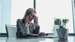 Foods To Reduce Stress : ఒత్తిడి, ఆందోళన ఎక్కువగా ఉందా? అయితే ఈ ఫుడ్స్ తినేయండి.. బెటర్​గా ఫీల్ అవుతారు