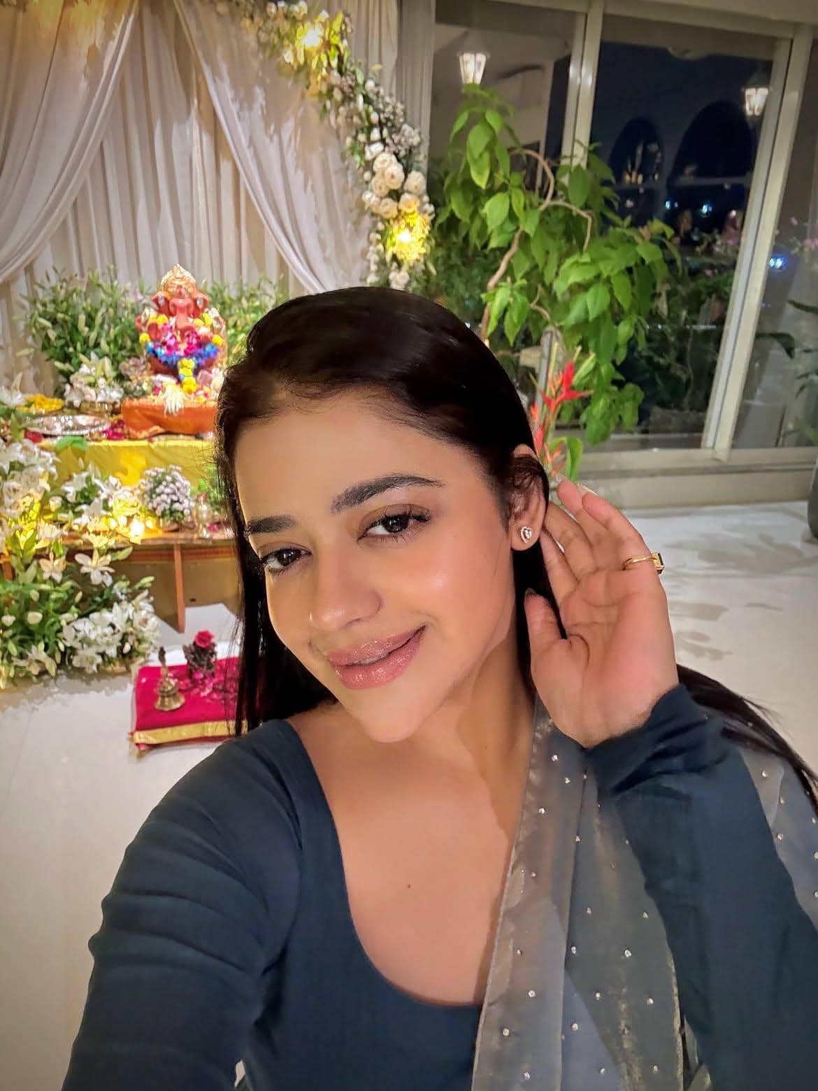 'पापा की परमिशन तो लेनी पड़ेगी...', डेटिंग पर बोलीं रवि किशन की बेटी रीवा, रखी ये बड़ी शर्त 7 पापा की परमिशन तो लेनी पड़ेगी...', डेटिंग पर बोलीं रवि किशन की बेटी रीवा, रखी ये बड़ी शर्त