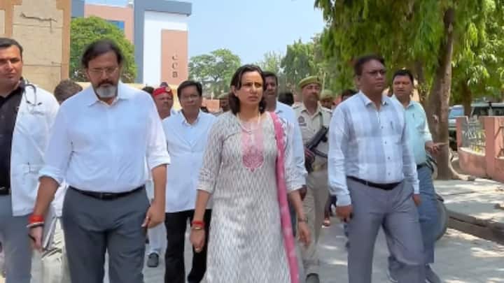 वह बुलंदशहर खुर्जा विकास प्राधिकरण की वॉइस अध्यक्ष भी रही. इस दौरान उन्होंने इंफ्रास्ट्रक्चर और पर्यावरण से जुड़े कई प्रोजेक्ट पर काम किया. वहीं अप्रैल 2026 में अंकुर लाठर को फर्रुखाबाद का जिला अधिकारी और कलेक्टर नियुक्त किया गया. जिला प्रशासन की जिम्मेदारी संभालने के बाद वह लगातार सरकारी व्यवस्थाओं और संस्थाओं का निरीक्षण कर रही है.