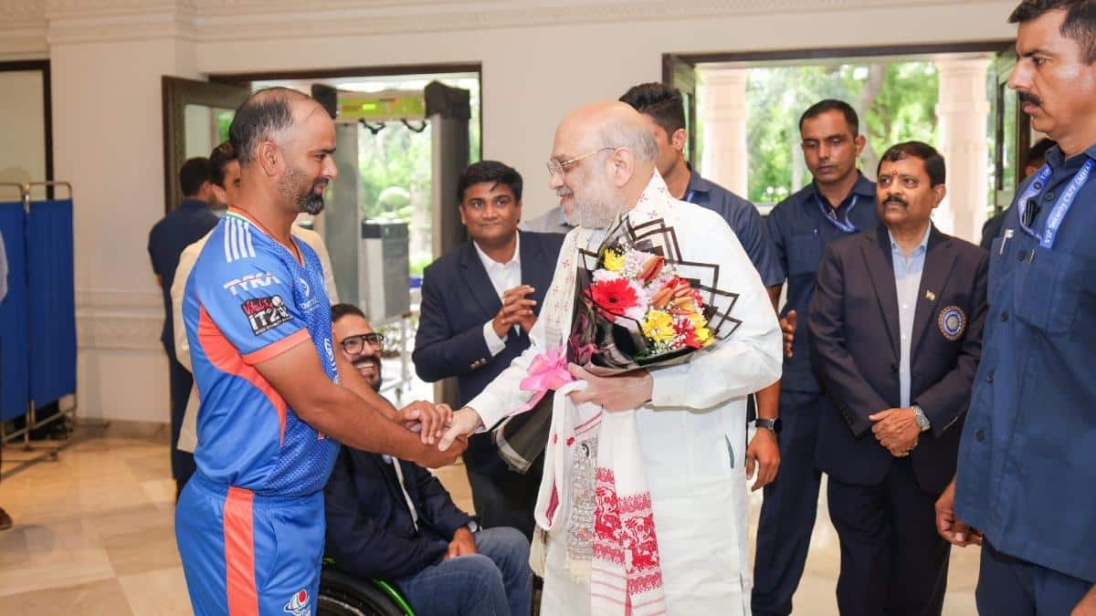 गृहमंत्री अमित शाह ने इंग्लैंड टूर से लौटी टीम इंडिया का बढ़ाया हौसला