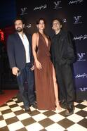 'आवारापन 2' की सक्सेस पार्टी  दिशा पटानी जलवा, पत्नी संग छाए इमरान हाशमी