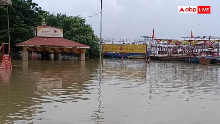 गंगा के जलस्तर में 2 सेंटीमीटर प्रति घंटे की रफ्तार से वृद्धि लगातार हो रही है. ऐसे में अब काशी वालों के लिए अगले 24 घंटे बेहद महत्वपूर्ण बताए जा रहे हैं.