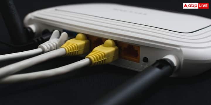 आपको बता दें कि ज्यादातर नॉर्मल कंडिशन में Bluetooth को बंद करने से Wi-Fi स्पीड में कोई बड़ा बदलाव देखने को नहीं मिलता है. एडवांस स्मार्टफोन और वायरलेस डिवाइस इस तरह डिजाइन किए जाते हैं कि Bluetooth और Wi-Fi को एक साथ इस्तेमाल करते समय इंटरफेरेंस को कम किया जा सके.