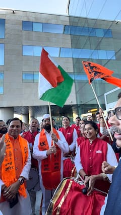 एकनाथ शिंदेंचे हिथ्रो विमानतळावर स्वागत; लाडकी बहीण योजनेची दखल, लंडनमध्ये तीन पुरस्कारांनी गौरव