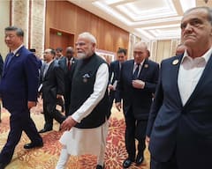 जिनपिंग-पुतिन का हाथ थामे नजर आए PM मोदी, बैकग्राउंड में लगाया ये जबरदस्त म्यूजिक