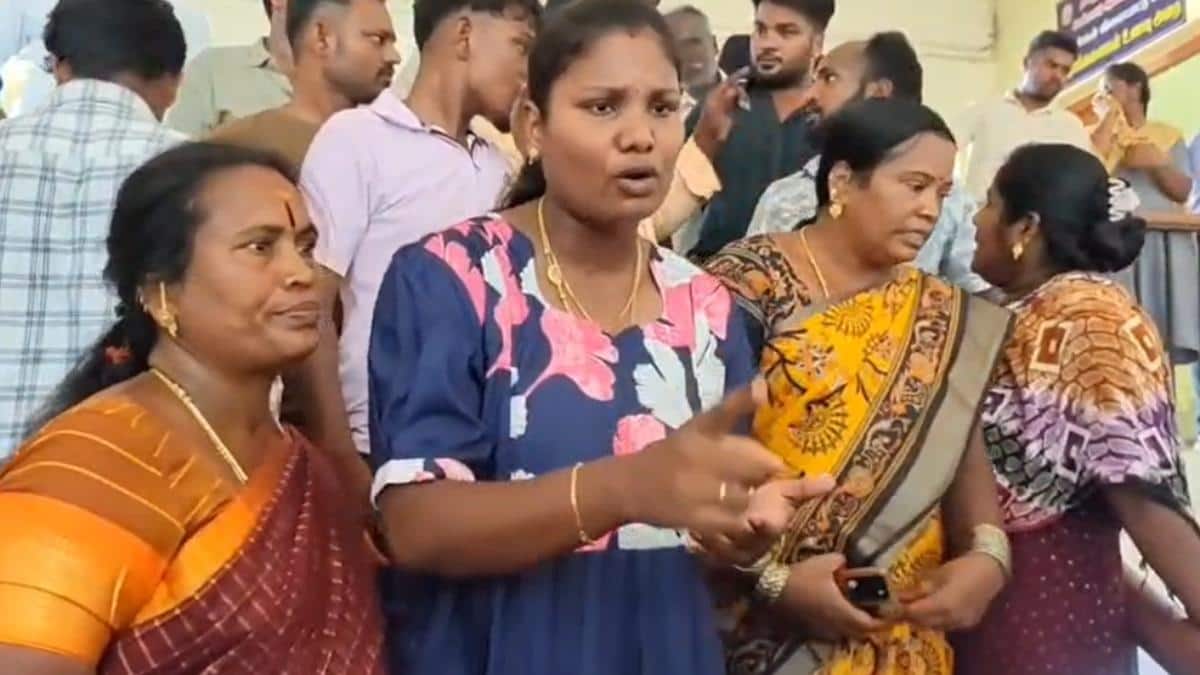 சிஎம் கோப்பையில் களேபரம்! மாணவிகள் சண்டையால் மோதிக்கொண்ட பெற்றோர்கள் - நடந்தது என்ன?
