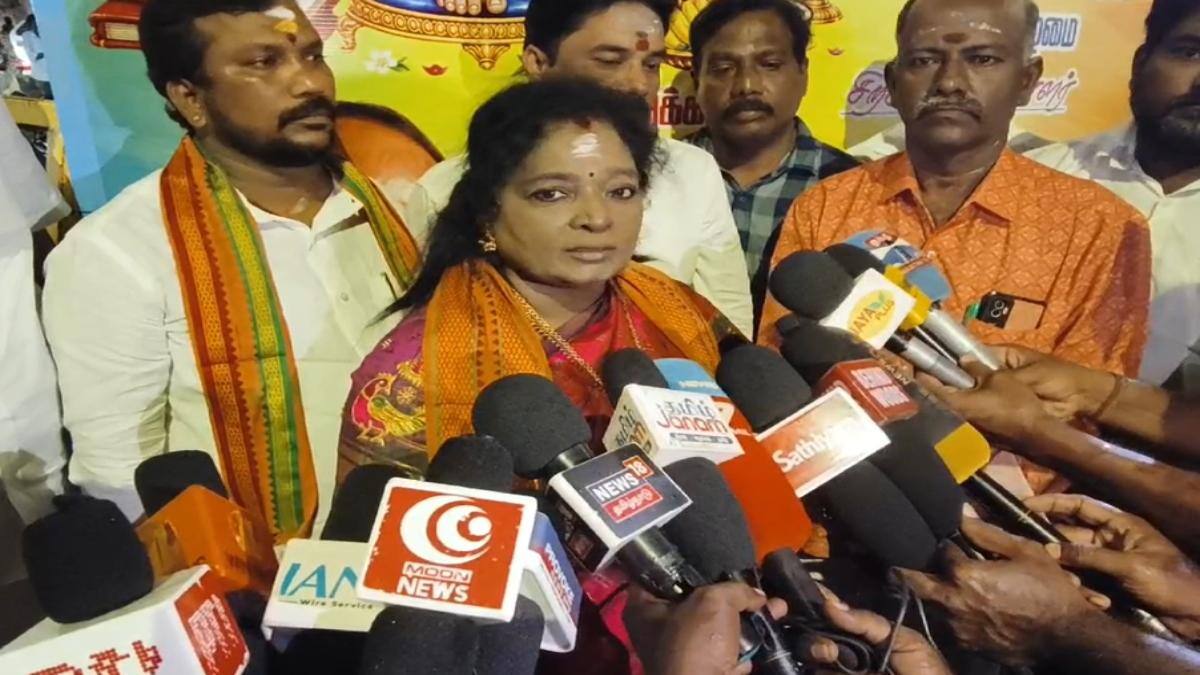 மீனாட்சியம்மன் முதல் டெங்கு வரை: தமிழக அரசின் நிர்வாகக் குறைபாடுகளை லிஸ்ட் போட்டு சொன்ன தமிழிசை
