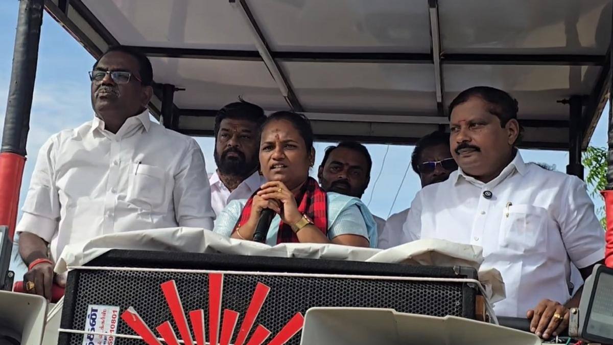 தவெக வேட்பாளர் சத்தியபாமாவை 'பெட்டி பாமா' என விமர்சித்து திமுக சூட்கேஸுடன் பிரச்சாரம்