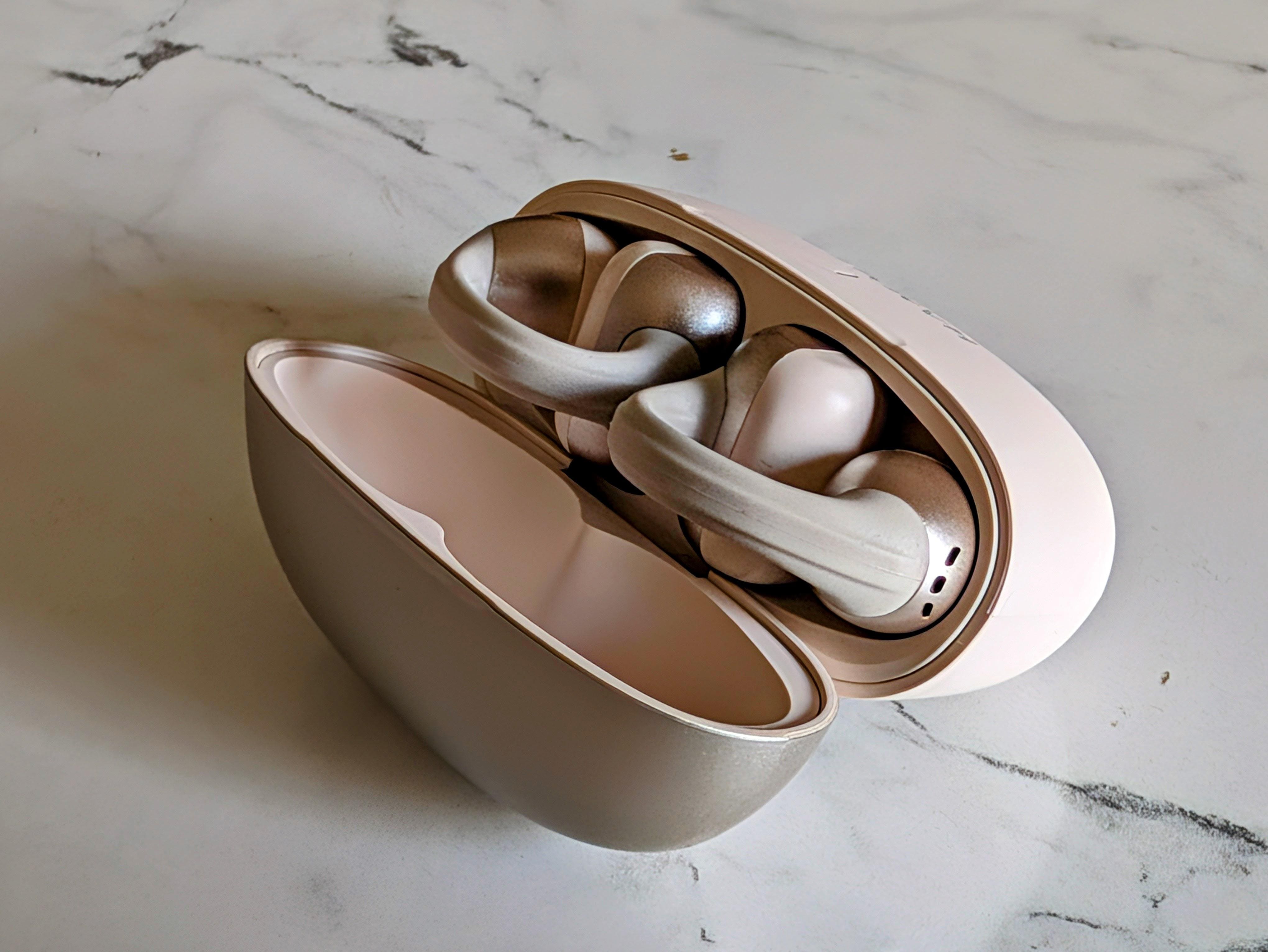 Hammer Aura Air Review: Earbuds For People Who Hate Earbuds