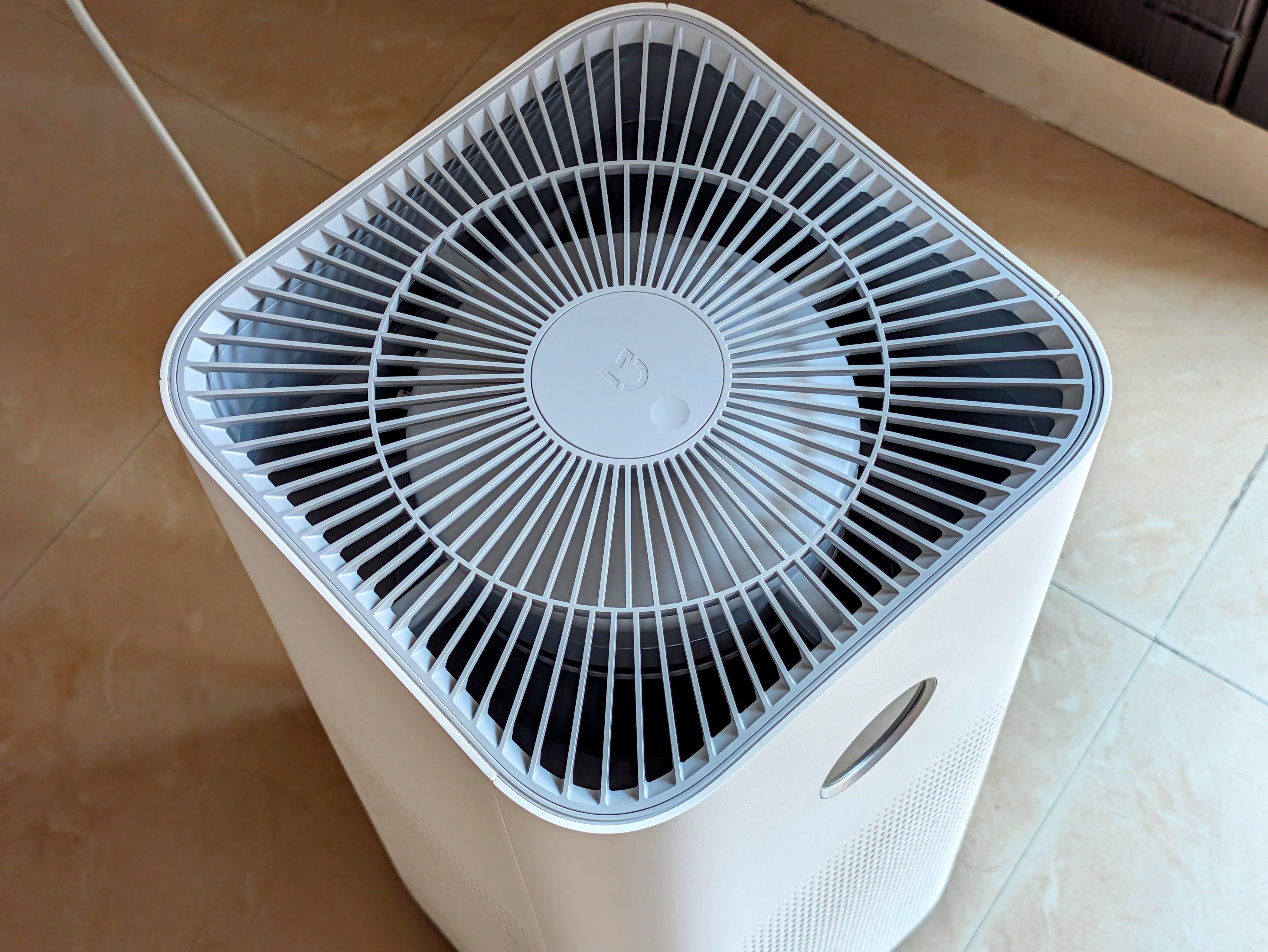 Mijia Smart Air Purifier 6 Review: Xiaomi Built A Bouncer For Your Bedroom Air