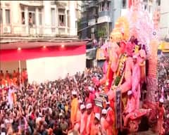 Lalbaugcha Raja Visarjan 2026: 'लालबागचा राजा'च्या दर्शनाचा शेवटचा क्षण...  भक्तांच्या डोळ्यांत अश्रू तराळले, लाडक्या राजाचं विसर्जन संपन्न!