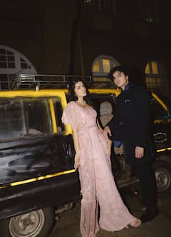 लाल चुनरी, डायमंड रिंग और चेहरे पर खुशी, इम्तियाज अली की बेटी इदा की सगाई की तस्वीरों पर टिकी नजरें