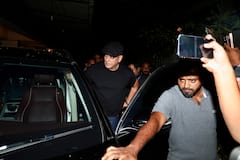कैप और ऑल-ब्लैक लुक में सलमान खान ने लूटी लाइमलाइट, डैशिंग अंदाज पर फिदा हुए फैंस