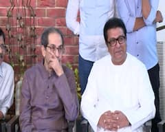 Raj Thackeray Uddhav Thackeray PC: 'हमका हिंदी आता नहीं...', पत्रकारांची राज ठाकरेंनी हिंदीतून बोलण्याची गळ, मनसेप्रमुखांचं मिश्कील उत्तर, PHOTOs