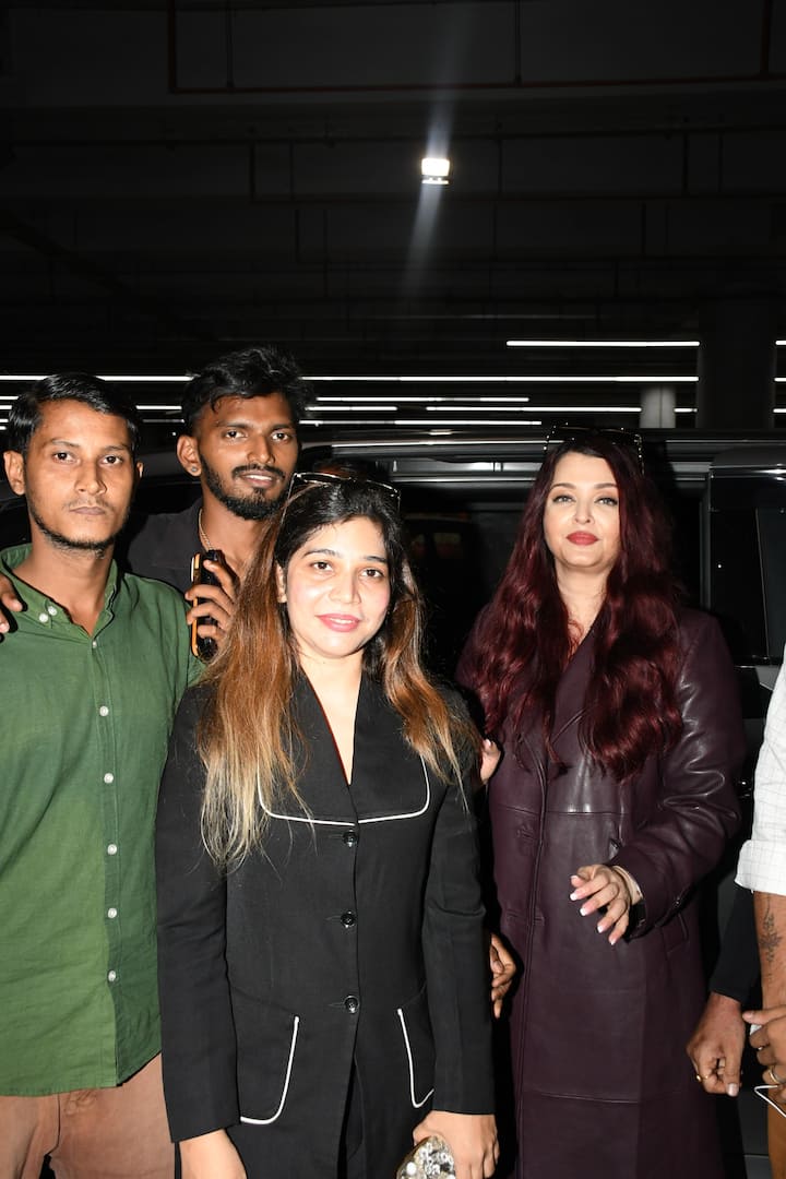 इन तस्वीरों में एक्ट्रेस का अंदाज फैंस को काफी पसंद आ रहा है. सोशल मीडिया पर फैंस उनकी सादगी और स्टाइल की जमकर तारीफ कर रहे हैं.