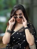 Anchor Manjusha : ట్రెడిషనల్ శారీలో యాంకరమ్మ క్యూట్ ఫోటోస్ - గ్లాసెస్‌తో గ్లామరస్ మంజూష