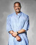 ऐसी दिखती हैं नाना पाटेकर की पत्नी नीलकांति, थिएटर में शुरू हुई थी दोनों की लव स्टोरी, देखें तस्वीरें