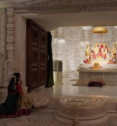 Kangana Ranaut Ayodhya: कंगना रनौत पोहोचली अयोध्येत! प्रभू श्रीरामांचं घेतलं दर्शन, पारंपरिक लूकने वेधलं चाहत्यांचं लक्ष