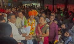 PHOTO : MPSC आंदोलन गाजवणारा विवेकानंद पाटील कोल्हापुरात, मूळ गावी जंगी स्वागत