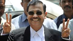 Ujjwal Nikam Meets Mohan Bhagwat: उज्ज्वल निकमांवर चित्रपट येणार, 'प्रहार'च्या रिलीजपूर्वी टीम थेट संघाच्या रेशीमबागेत पोहोचली, मोहन भागवतांची घेतली भेट, PHOTOs