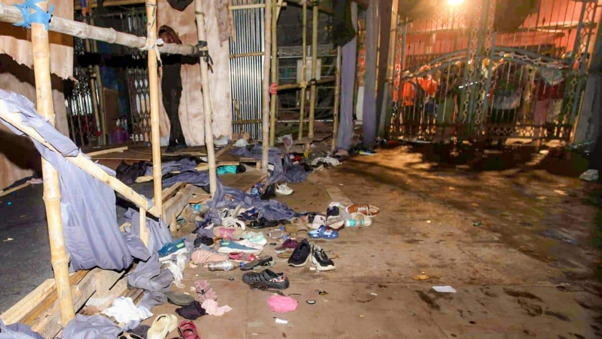 Rain, Crowd Surge, Entry-Exit Confusion: What Led To Deadly Kolkata Pandal Stampede?