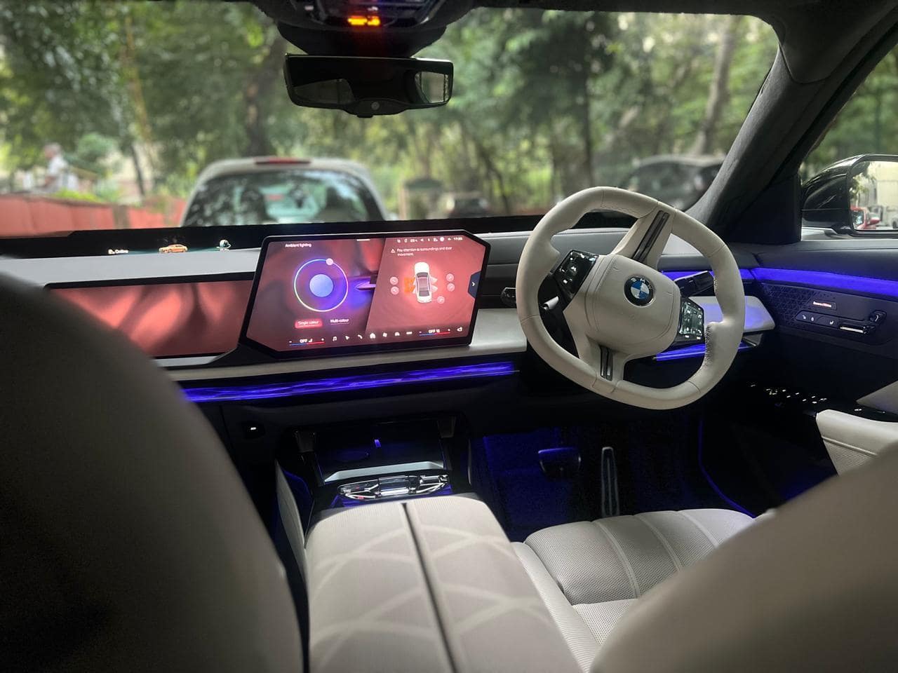 BMW i7 Review: We Drive Ranveer Singh's New Luxury Electric Sedan