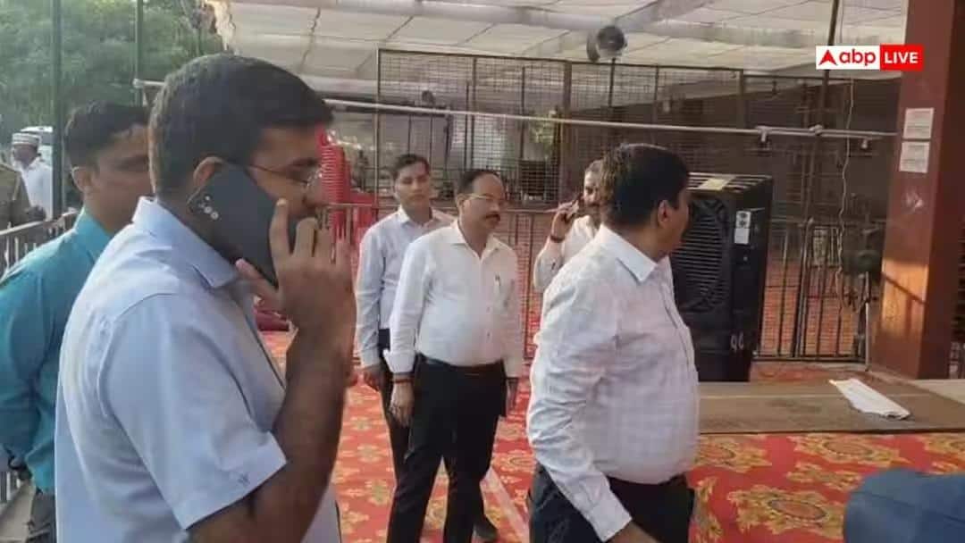 गोरखपुर-फैजाबाद शिक्षक MLC चुनाव: BJP-SP के बीच निर्दलीय ने बढ़ाई चुनौती