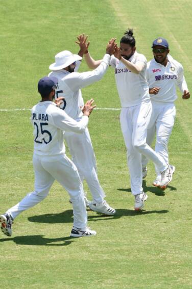 India vs Australia Mohammed Siraj Record: Siraj Breaks Javagal Srinath Record, Takes Maximum Wickets In Debut Test At Brisbane In Ind vs Aus Gabba Test Ind vs Aus: Mohammed Siraj Breaks Javagal Srinath's Record With Maiden Test Five-Wicket-Haul At Brisbane