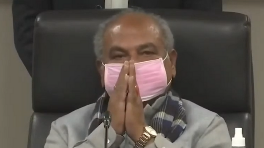 Talks are progressing in right direction & there is possibility of finding resolution on Jan 22: Union Agriculture Minister Tomar