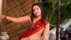 Qurbaan Hua: Neil performs Chahat's Greh Pravesh rituals