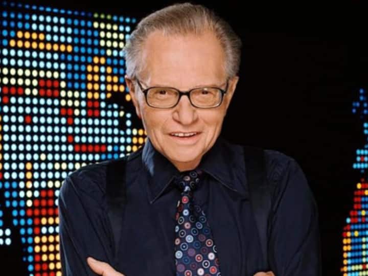 Larry King Death US talk show host dies weeks after testing positive for COVID-19 Larry King Dies At 87: US Talk Show Host Passes Away Weeks After Testing COVID-19 Positive
