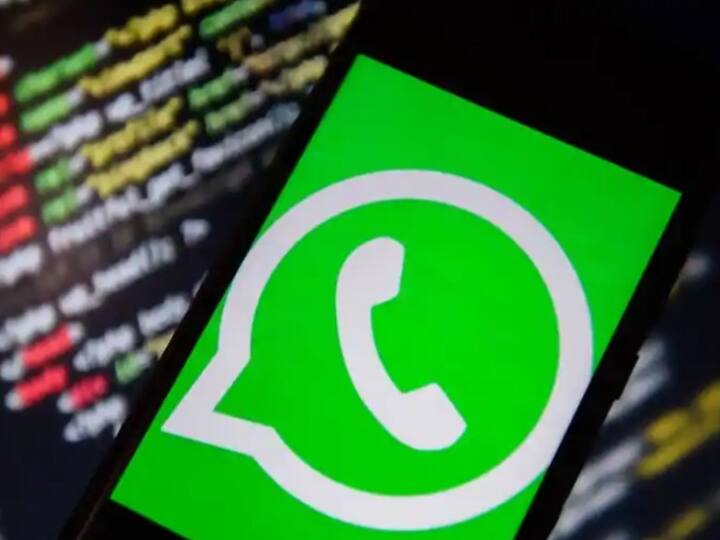 Centre Raises Concern Over WhatsApp Treating Indian Users Differently; Delhi HC Says Downloading App Not Mandatory Centre Raises Concern Over WhatsApp Treating Indian Users Differently; Delhi HC Says Downloading App Not Mandatory