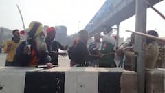 Police use tear gas to disperse protesting farmers